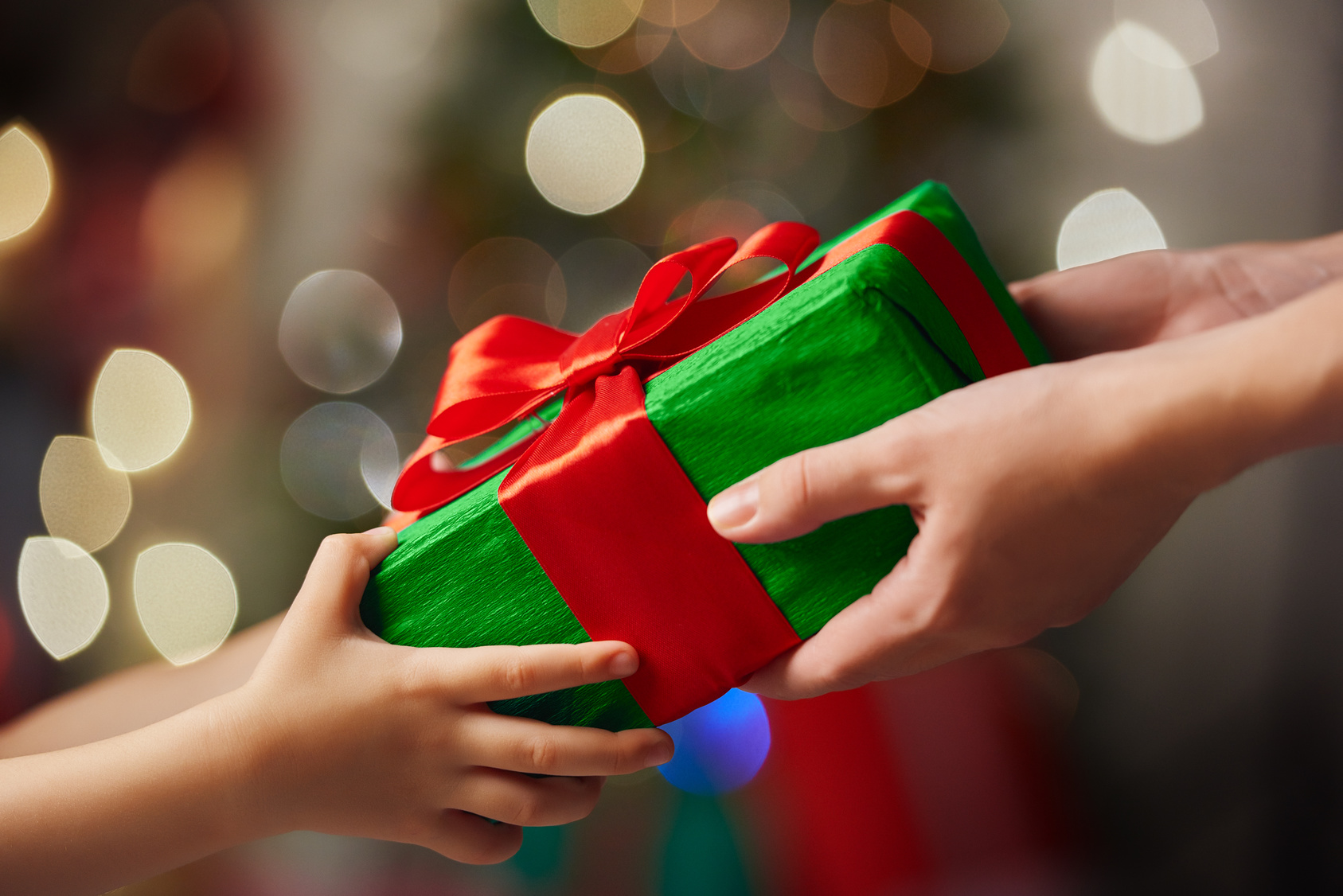 Gift Giving Tips for Divorced Parents Children and Divorce